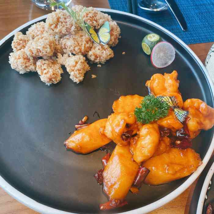 灰鲨私享餐厅(白土坝路店)-"口味:对味道不要期望太高 但也不会说很难