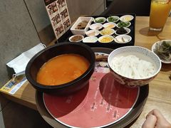 -妈妈故事米线(市府恒隆店)