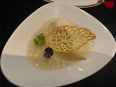 豆奶冰淇淋燕窝-wann lounge 低温慢煮牛排·清吧