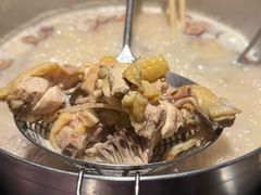 -尚尚仙·酸汤猪手·猪肚鸡火锅(华联万柳购物中心店)