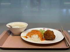 鸡腿饭-北大家园食堂