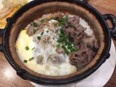窝蛋牛肉煲仔饭-正德顺順德雙皮奶(中信店)