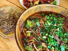 -乐山第一家临江鳝丝(茶坊路店)