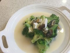 -新发记港式茶餐厅(黄浦店)