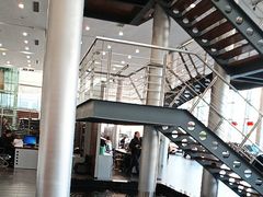 -天津波士信达奔驰4S店(卫津南路店)