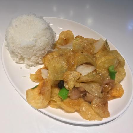 推荐:过油肉土豆片盖饭