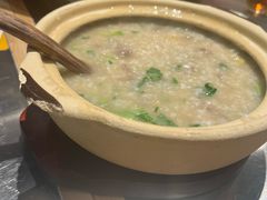 生滚牛肉粥-潮界(虹桥新天地店)