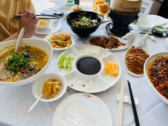 -海湾壹品·粤菜·早茶·烤鸭(拱北店)