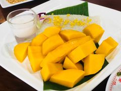 -Dang restaurant (patong phuket)