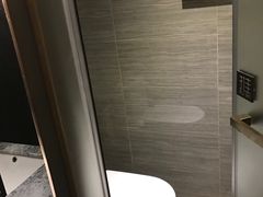 -迎商酒店(深圳罗湖火车站向西村地铁站店)