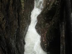 -龙水峡地缝景区