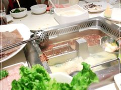 -海底捞火锅鲜切牛肉主题店(长寿路店)