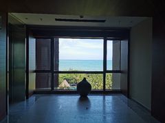 -三亚湾海居铂尔曼度假酒店