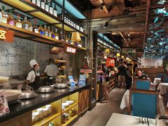 -领鲜活海鲜榴莲自助火锅(东门店)