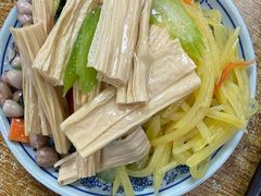 -门框胡同百年卤煮(新街口店)