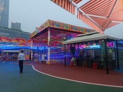 -哆哆咪娅星球乐园(东方国际商业广场店)