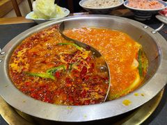 -沸炉重庆老火锅(军事博物馆店)