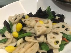 荷塘月色-海鸿荟·沿江菜(中山北路店)