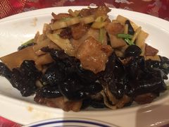 -齐鲁酒店