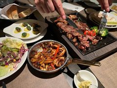 -食间牛排(重庆路万达店)