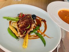 -杏荟旋转餐厅(广州爱群店)
