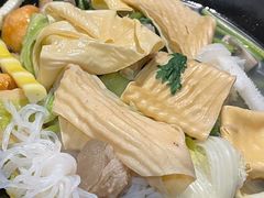 -万记麻辣烫国展总店