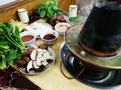 -月圆火锅(宁海东路二店)