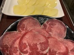 牛舌-韩聚屋韩国烤肉餐厅(新北万达店)