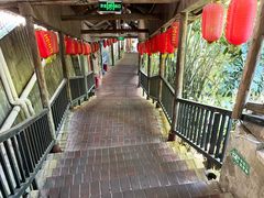 -鲤鱼塘农家山庄