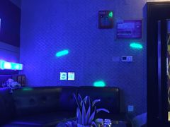 包房-欢乐迪派对潮K·KTV(华南城店)