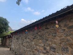 -百里峡七彩艺术小镇