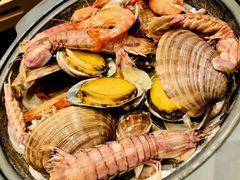 石锅原汁海鲜汇-鲁采LU STYLE(新天地店)