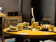 -吃饭皇帝大土家民族菜(荟聚店)
