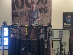 -思迈威健身(积玉桥万达店)