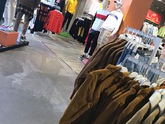 -metersbonwe(中华城店)