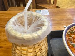 -云阿蛮云南生烫牛肉米线(奉贤路店)