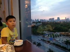 -南湖名都·景湖轩全日制餐厅·海鲜自助·东南亚风味·临湖而食