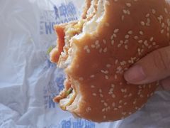 -麦当劳(展览路店)
