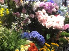 -谷莠子花艺气球派对·绿植造景·花艺沙龙(东海缤纷天地店)