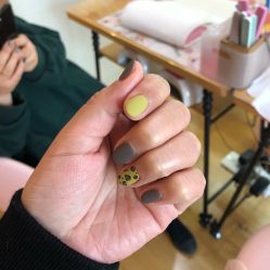 -米小兔美甲美睫