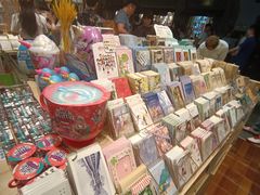 -猫的天空之城概念书店(杭州南宋御街店)