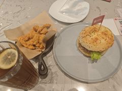 -必胜客(经开万达店)