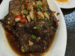 油炸臭豆腐-湘肠香火锅店(团结湖店)