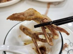 -余杨鸭鸭餐厅
