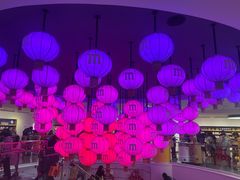 -m豆巧克力世界(上海世茂广场店)