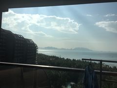 -三亚湾海居铂尔曼度假酒店