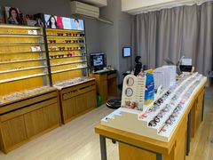 -优医视平价眼镜蔡司依视路折扣工厂店(德胜门店)