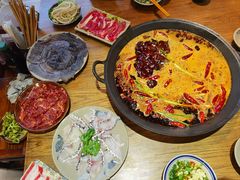 -周幺妹重庆老火锅(银泰城总店)