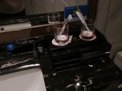 -红方格精致酒店(泸州金融中心万象汇店)