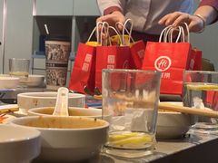 -海底捞火锅(杭州滨江九宜城店)